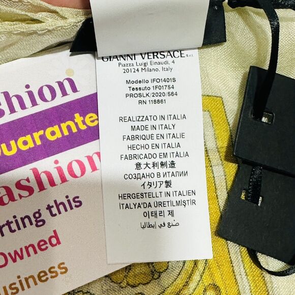 Versace Barocco Ivory Gold Silk Modal Shawl Scarf Large 140cm NWT $500 #3 - Picture 10 of 11